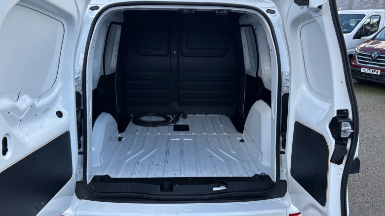Nissan Townstar L1 Electric 90kW Tekna Van Auto 45kWh